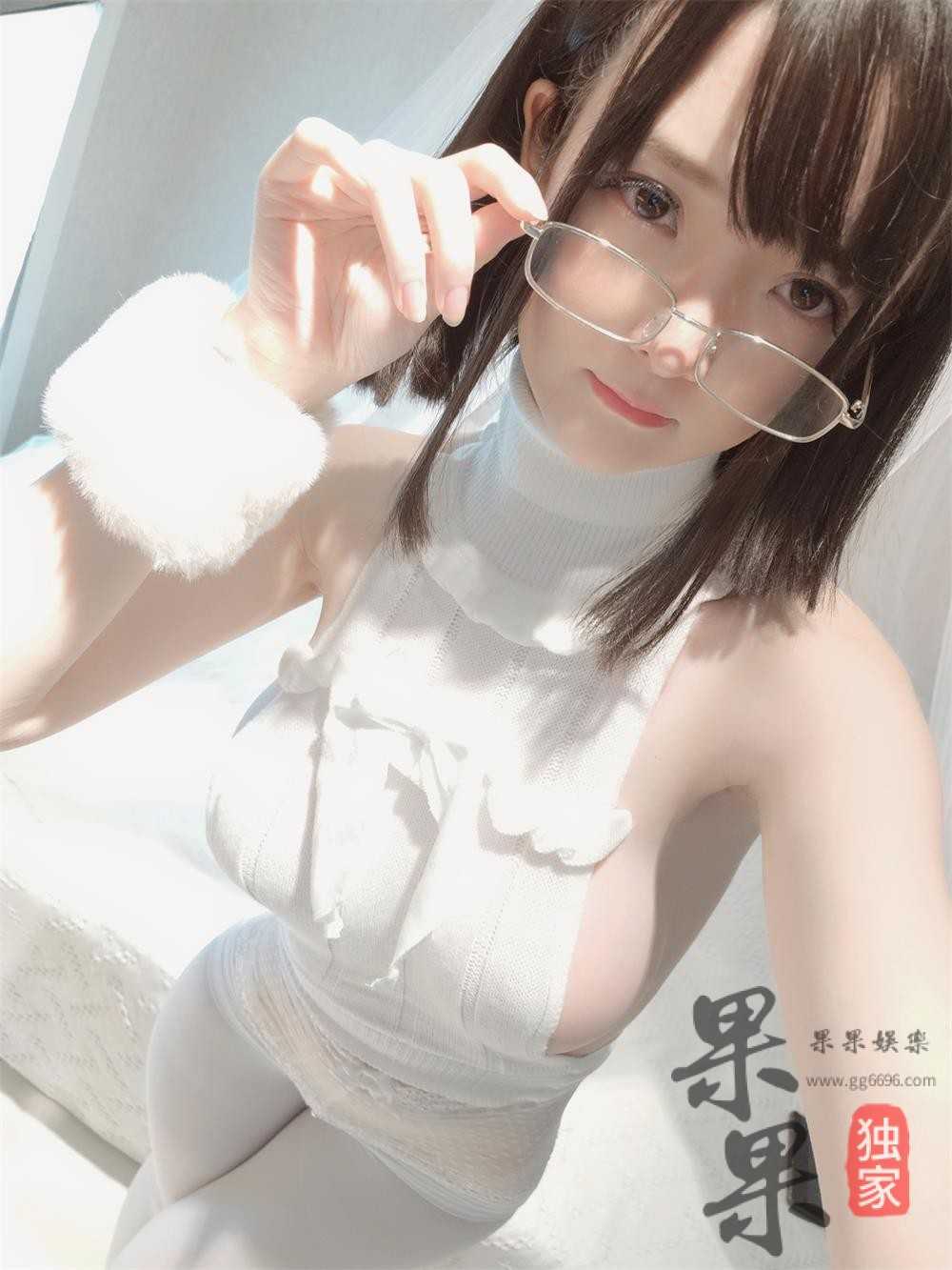 一小央泽 – 糯米元宵 [102P+3V/1.3G]（1）