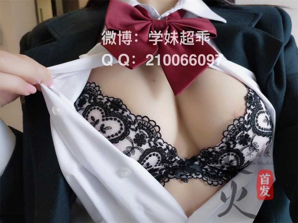 咬一口小奈樱 – 黑丝JK [39P+3V/937MB]（2）