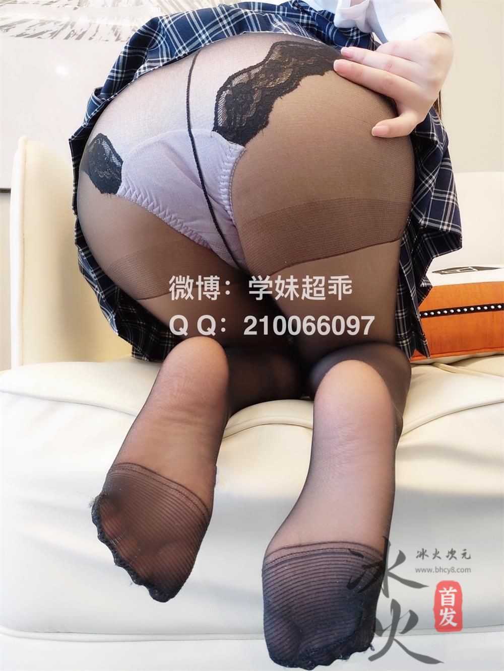 咬一口小奈樱 – 黑丝JK [39P+3V/937MB]（3）